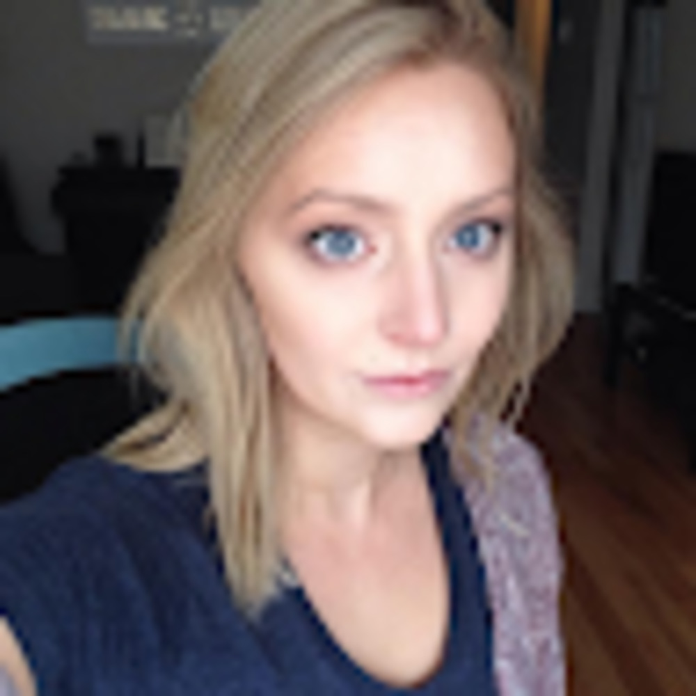 Meet your Posher, Stephanie